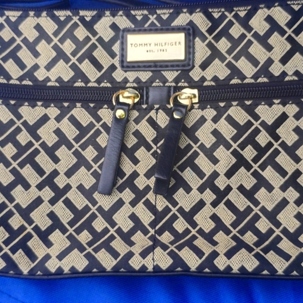 2019 Tommy Hilfiger Shoulder Crossbody Bag